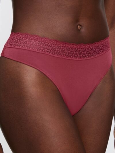 Alternative view of Triumph Feel of Modal String 6926 Sweet Marsala
